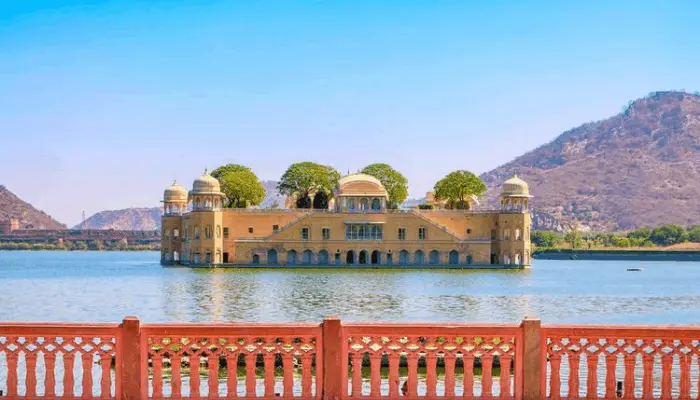 jal mahal image most popular photoshoot place in jaipur
